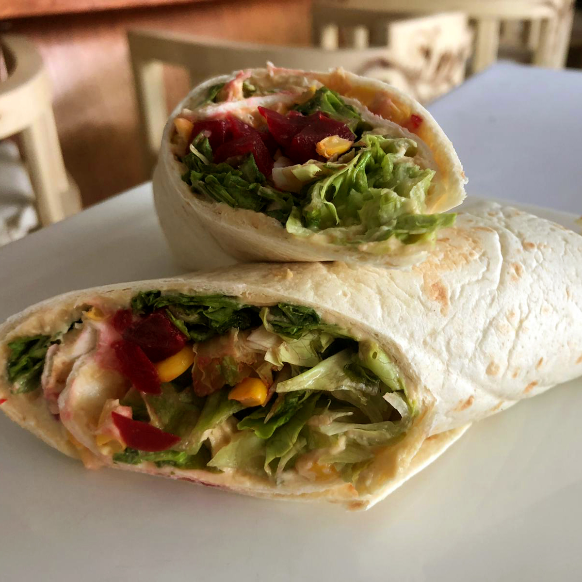 Wrap cu humus baby spanac si roșii proaspete, 300g - imagine 3